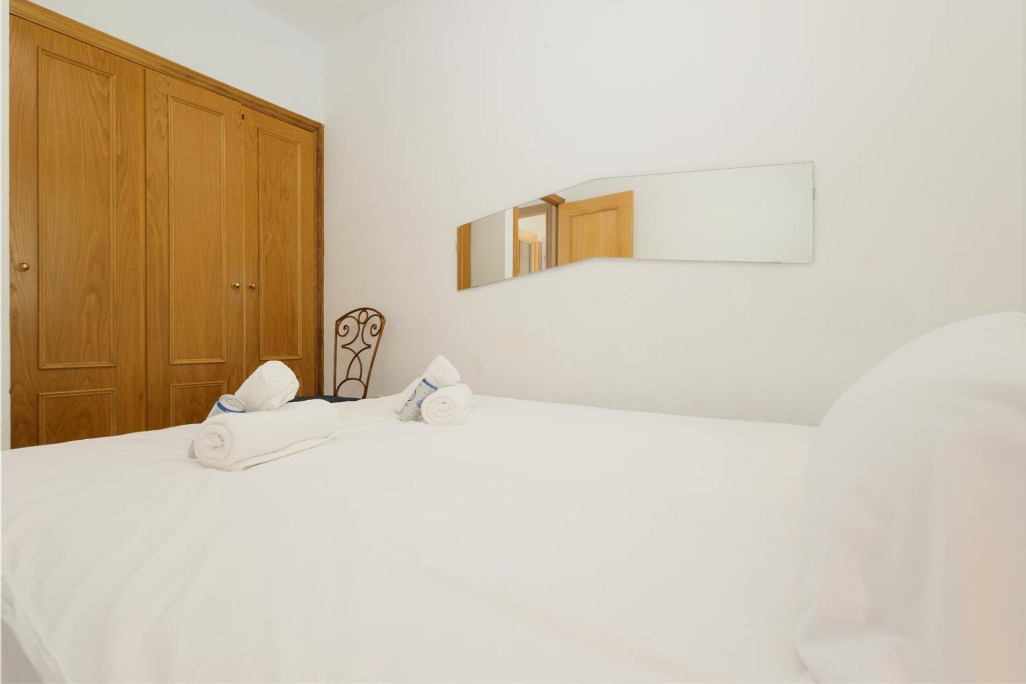 Beautiful Townhouse Walking Distance To The Beach In Costabella, Марбеля Екстериор снимка