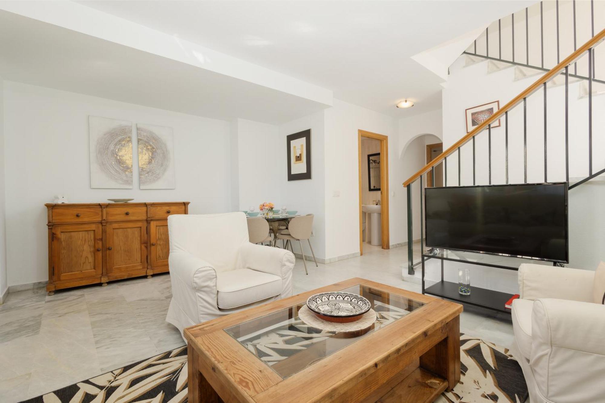Beautiful Townhouse Walking Distance To The Beach In Costabella, Марбеля Екстериор снимка