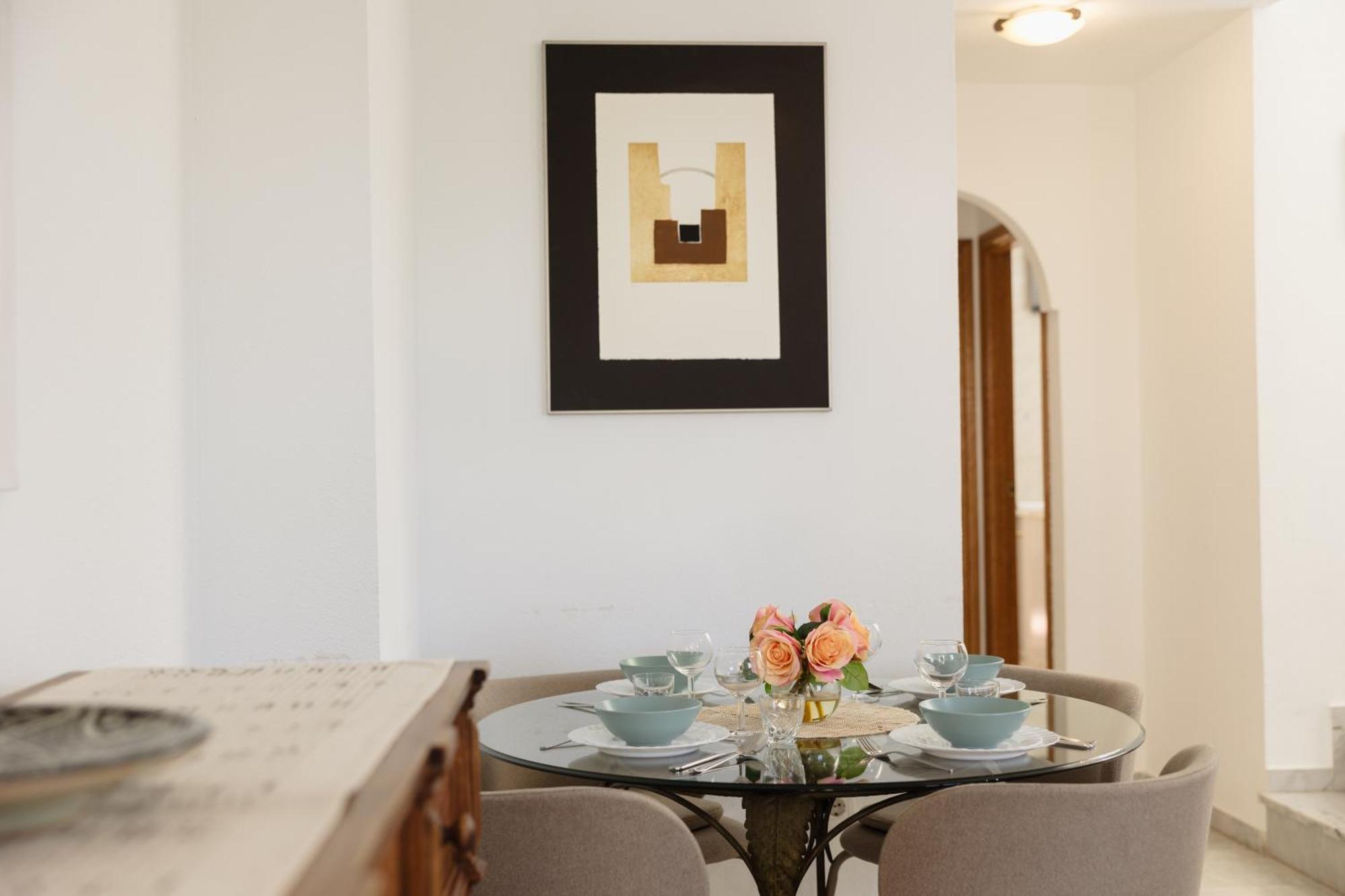 Beautiful Townhouse Walking Distance To The Beach In Costabella, Марбеля Екстериор снимка
